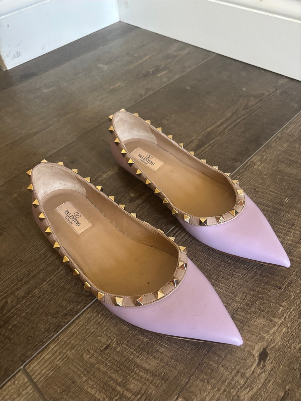 Valentino Garavani Rockstud Ballet Flats in lavender leather colorway - Picture 3 of 17